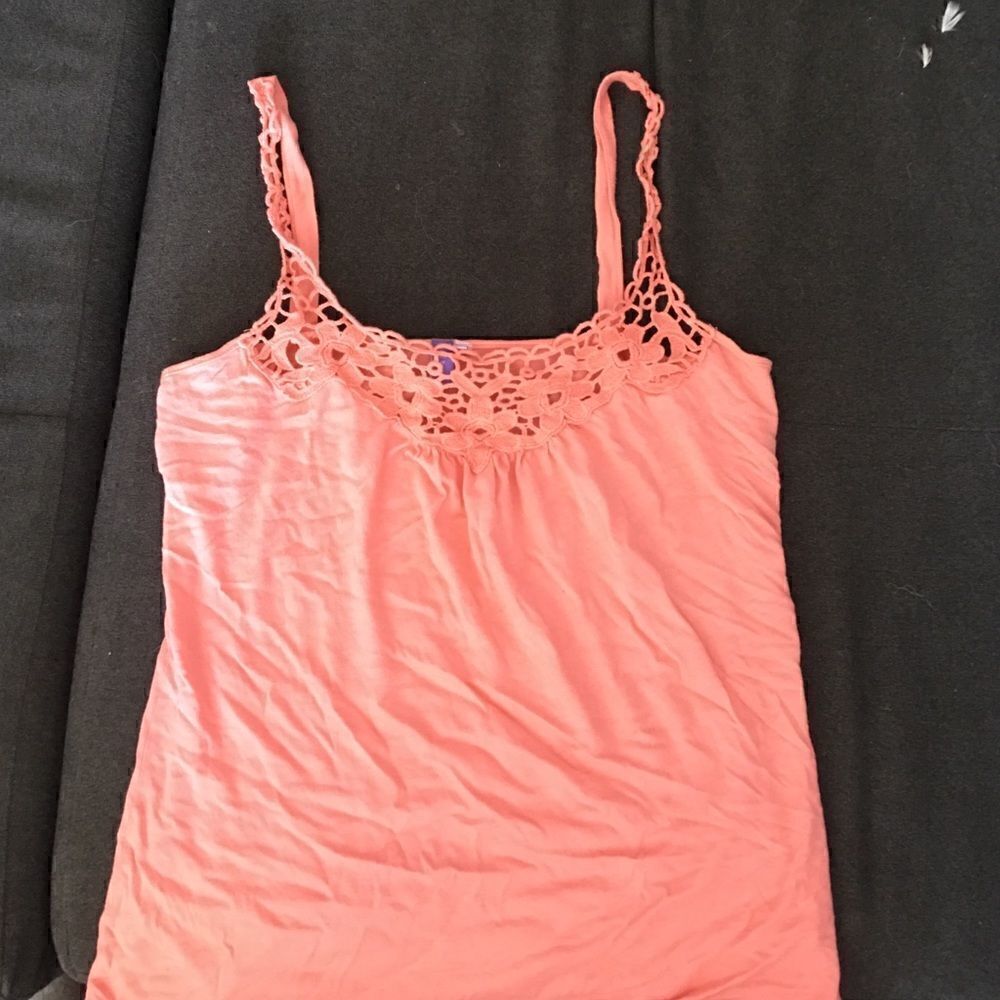 LF Coral Tank - Size M - Like New - Emma and Sam - Pink / Coral Tank